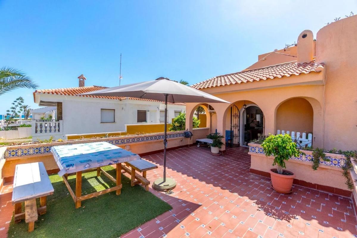 Продажа отдельного шале в Barrio La Zenia, Ориуэла photo 5