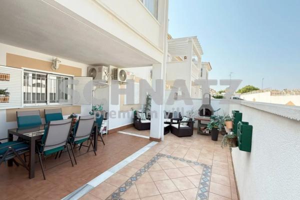 Apartment for sale in Barrio La Zenia, Orihuela thumbnail 2