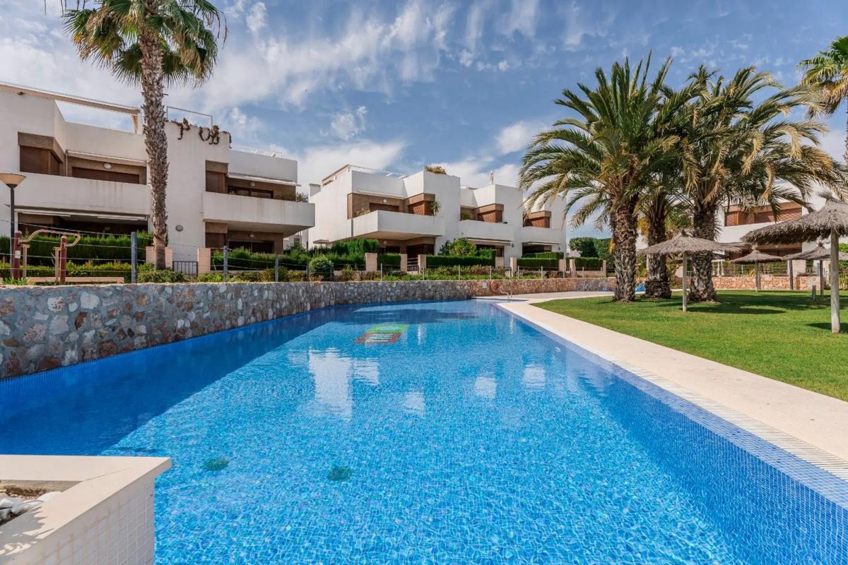 Продажа квартиры на Barrio La Zenia, Ориуэла
photo 1