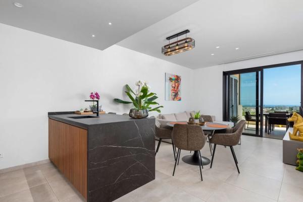 Piso en venta en Barrio Las Colinas Golf, Orihuela
photo 1