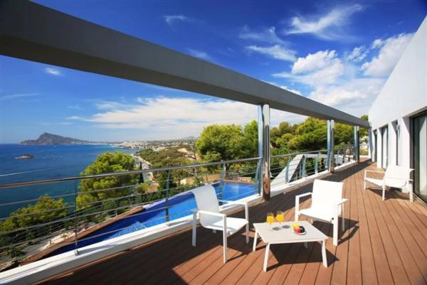 Independent chalet for sale in Zona de Mascarat, Altea
 photo 2