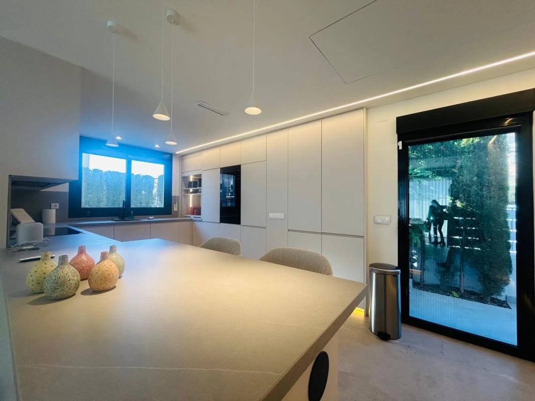 Sale of independent chalet in Calle Cabo Ortegal, Orihuela
photo 1