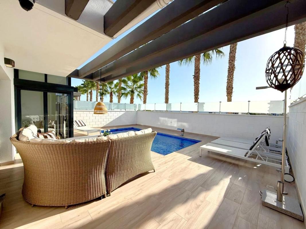 Продажа отдельного шале в  Barrio Lomas de Cabo Roig-Los Dolses, Ориуэла photo 5