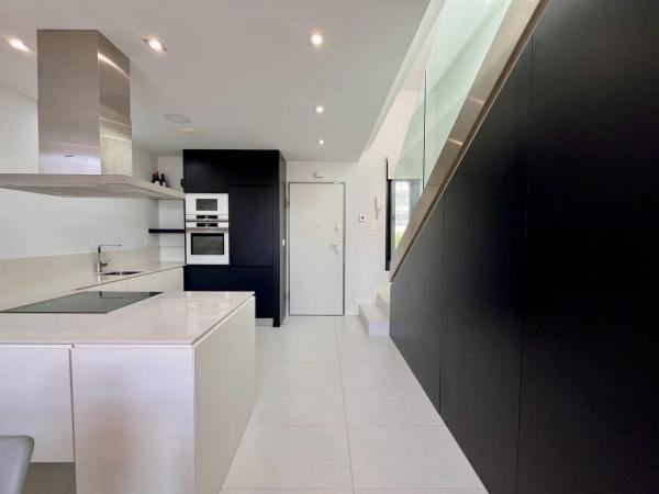 Частный шале на продаже в  Barrio Lomas de Cabo Roig-Los Dolses, Ориуэла photo 4