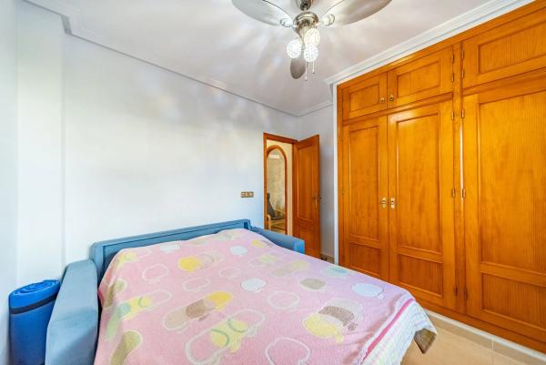 Piso en venta en Calle Castillo del rio, Orihuela
thumbnail 2