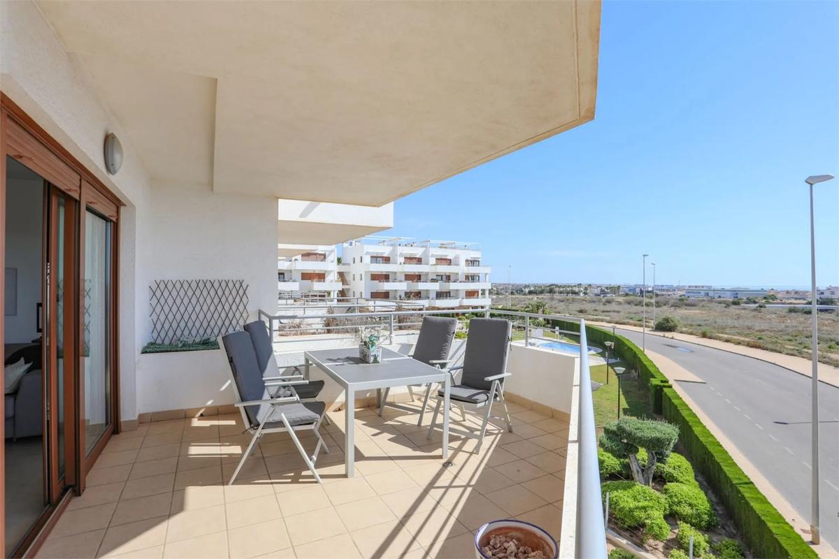 Venta de piso en Calle Cabo Santa Maria, Orihuela
photo 1