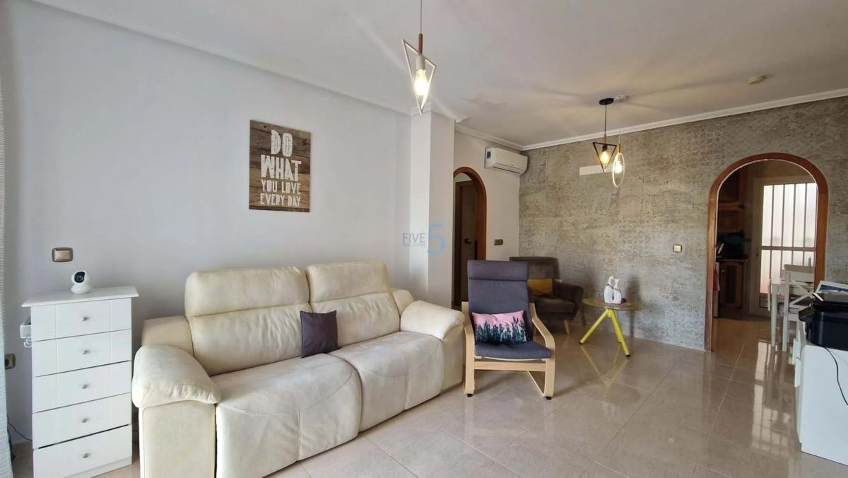 Sprzedaż mieszkania w Barrio Lomas de Cabo Roig-Los Dolses, Orihuela
photo 3