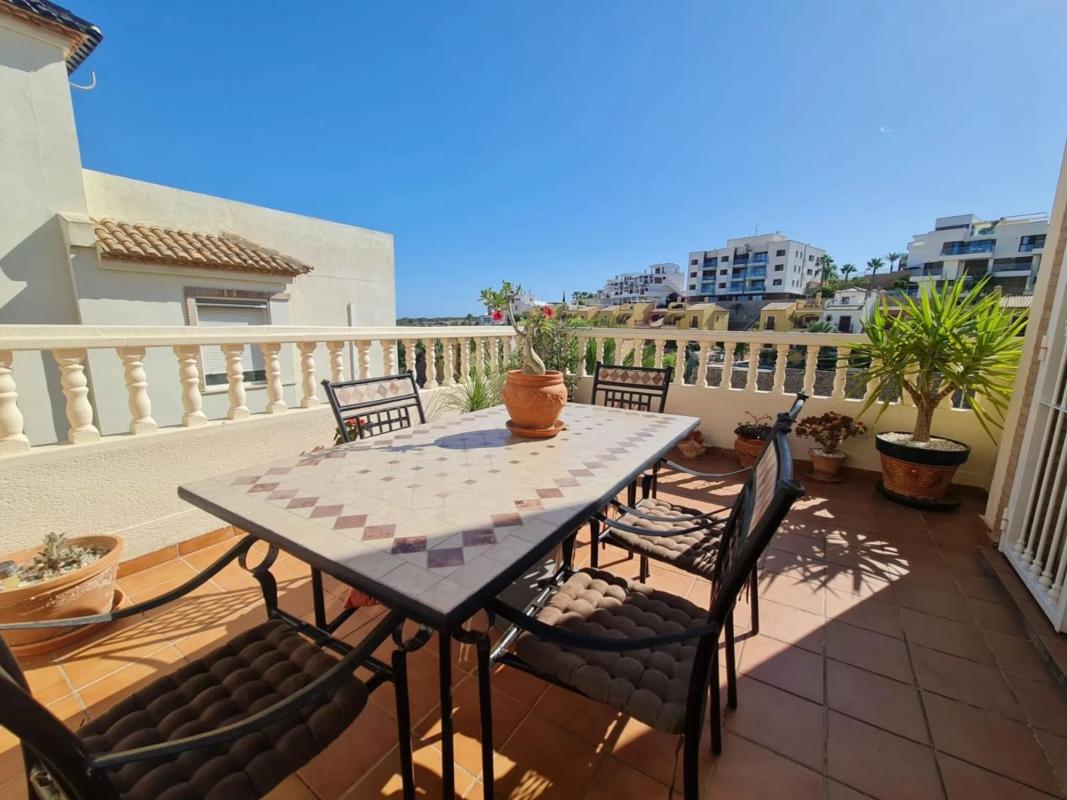 Продажа отдельного шале в  Calle Rio Segura, 436, Ориуэла photo 5