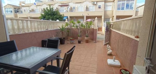Chalet adosado en venta en  Calle Conejo , Orihuela photo 1