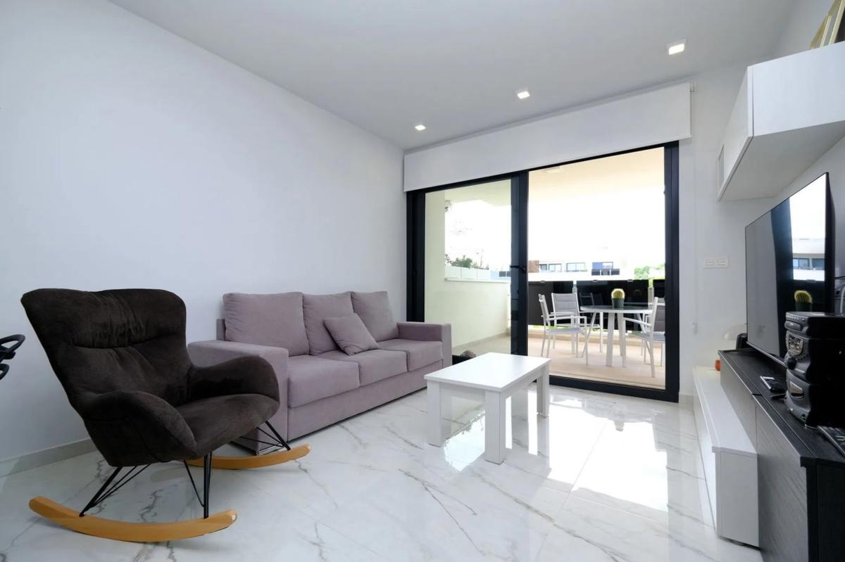 Sale of apartment in Barrio Los Almendros-La Florida, Orihuela
 photo 5