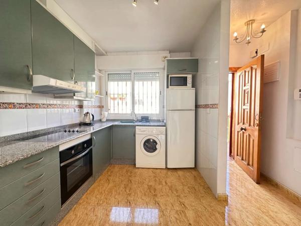Дуплекс на продажу в Barrio Los Almendros-La Florida, Ориуэла photo 2