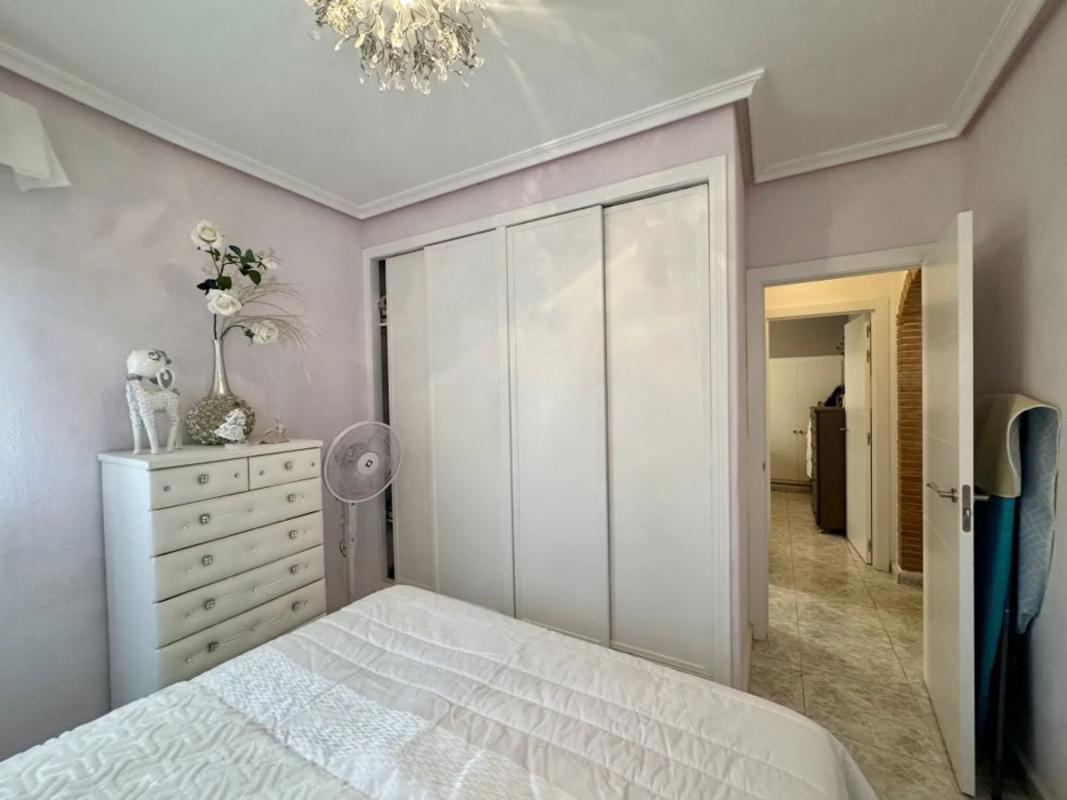 Venta de chalet adosado en Calle de la Garza , Orihuela photo 2
