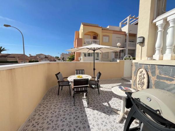Квартира на продажу на  Barrio Los Almendros-La Florida, Ориуэла photo 2