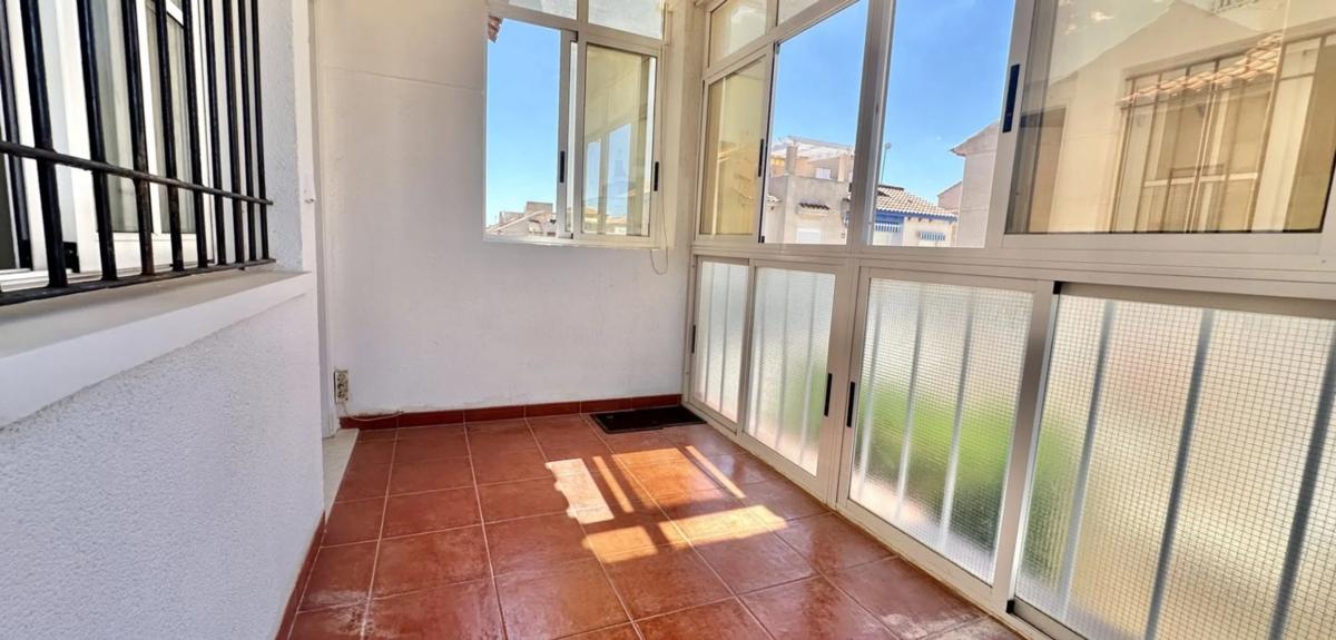 Sprzedaż poddasza w  Calle Guapiles, 1, Orihuela photo 2