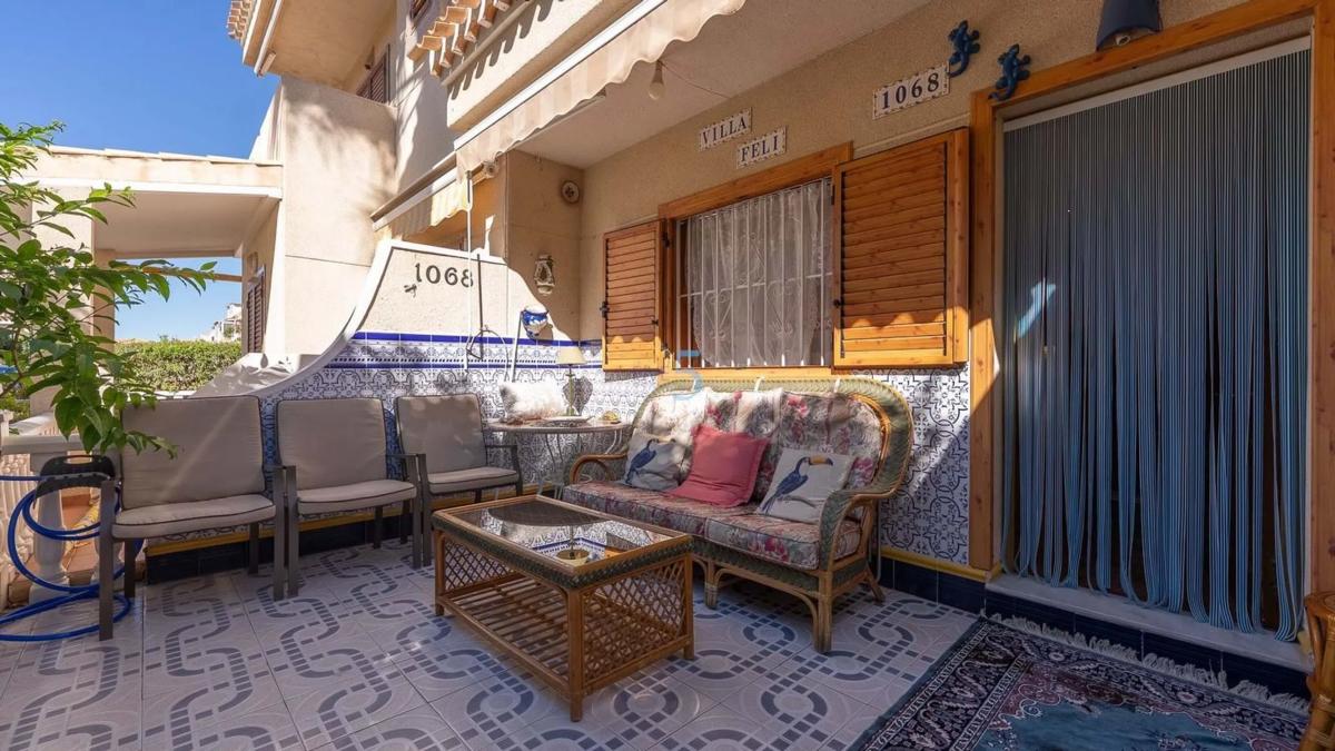 Sale of independent chalet in Barrio Playa Flamenca, Orihuela
photo 4