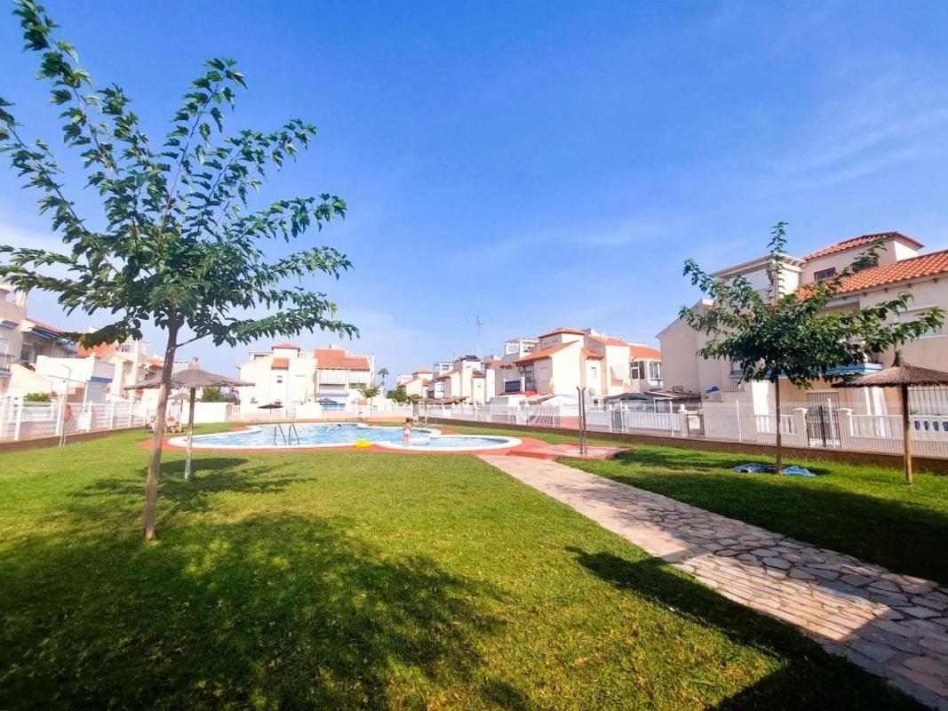 Venta de ático en  Barrio Playa Flamenca, Orihuela photo 4