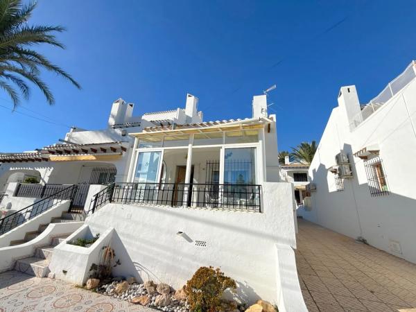 Independent chalet for sale in Calle Manuel de Falla, Orihuela
 photo 4