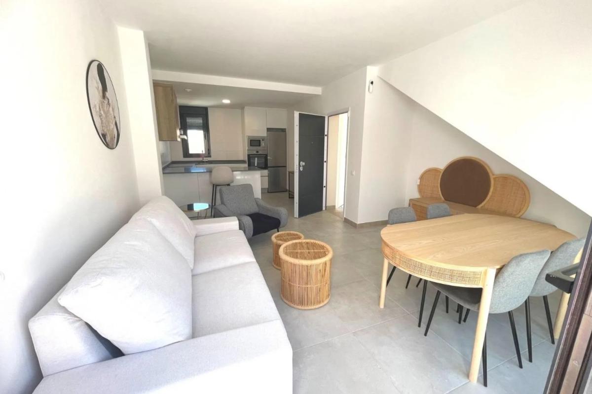 Продажа квартиры на Barrio Villamartín-Las Filipinas, Ориуэла
photo 3