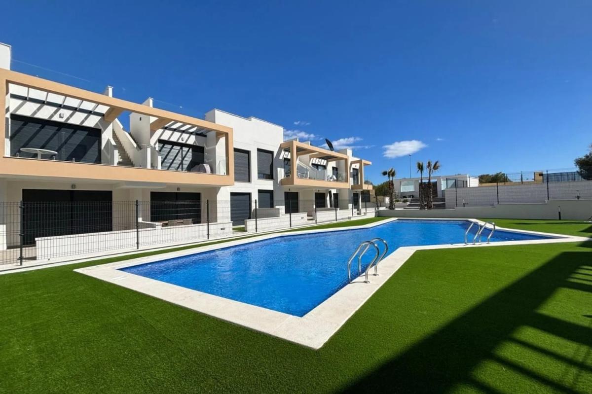 Продажа квартиры на Barrio Villamartín-Las Filipinas, Ориуэла
photo 4