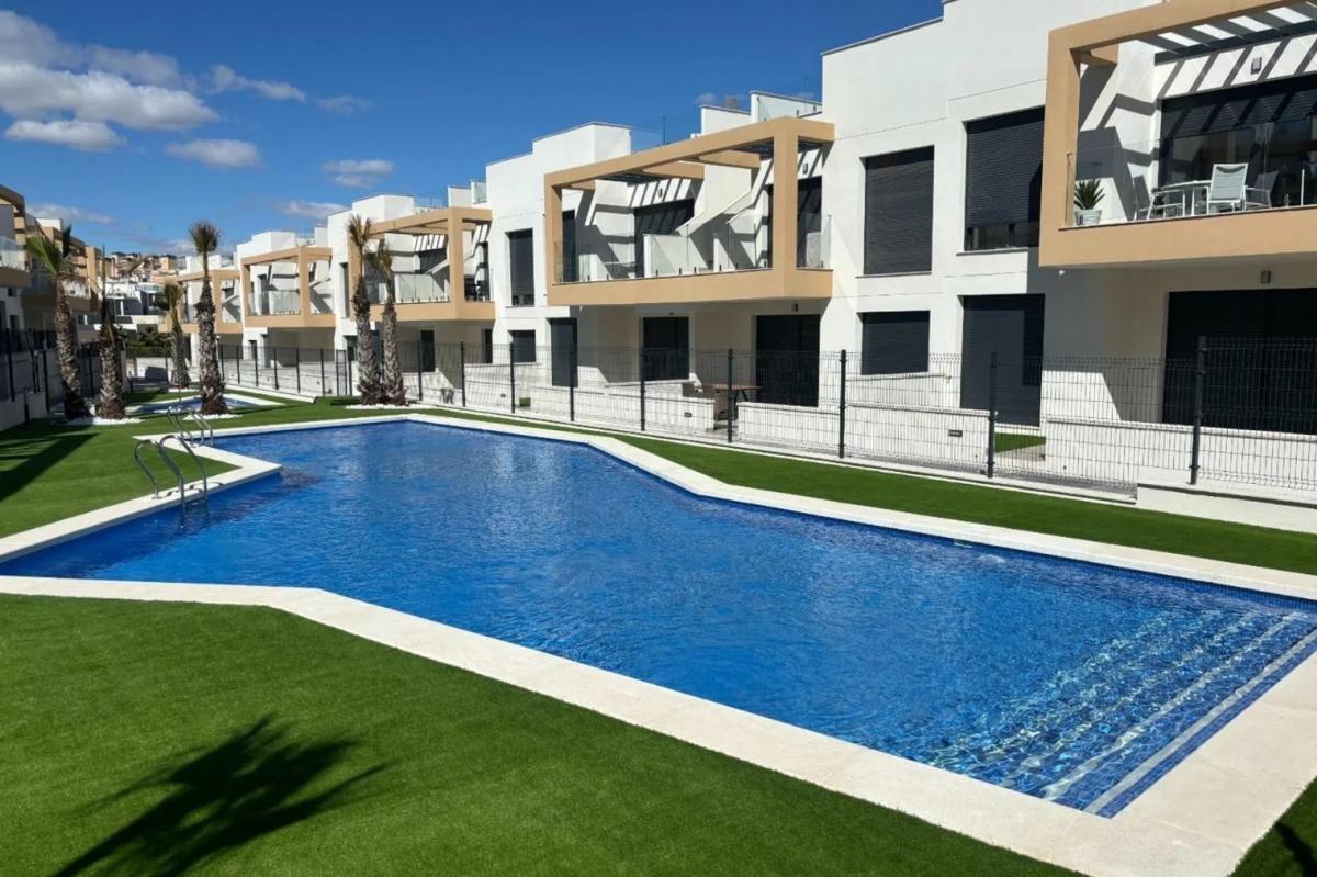 Продажа квартиры на Barrio Villamartín-Las Filipinas, Ориуэла
photo 5
