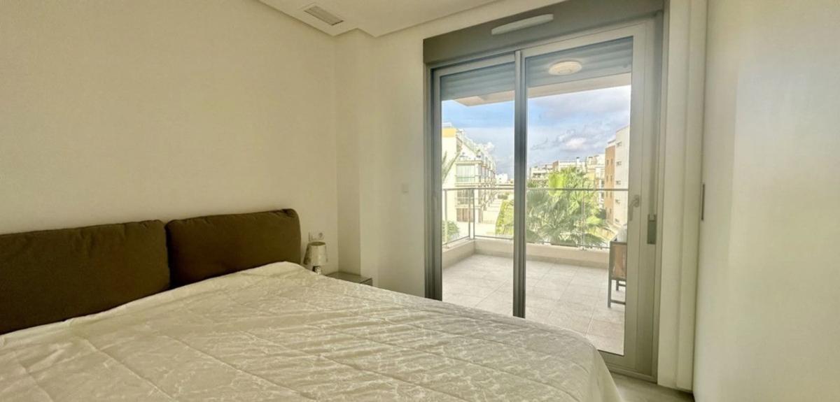 Sprzedaż mieszkania w Barrio Villamartín-Las Filipinas, Orihuela
photo 4