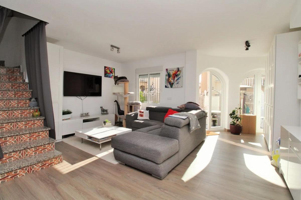 Properties for sale and rent in Spain photo 5