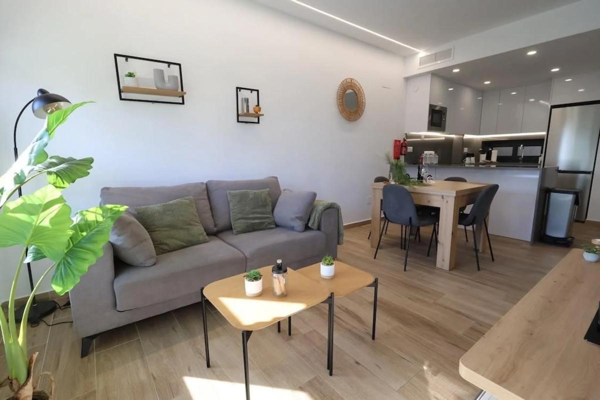 Sale of apartment in Calle Luisa Fernanda, Orihuela
photo 3