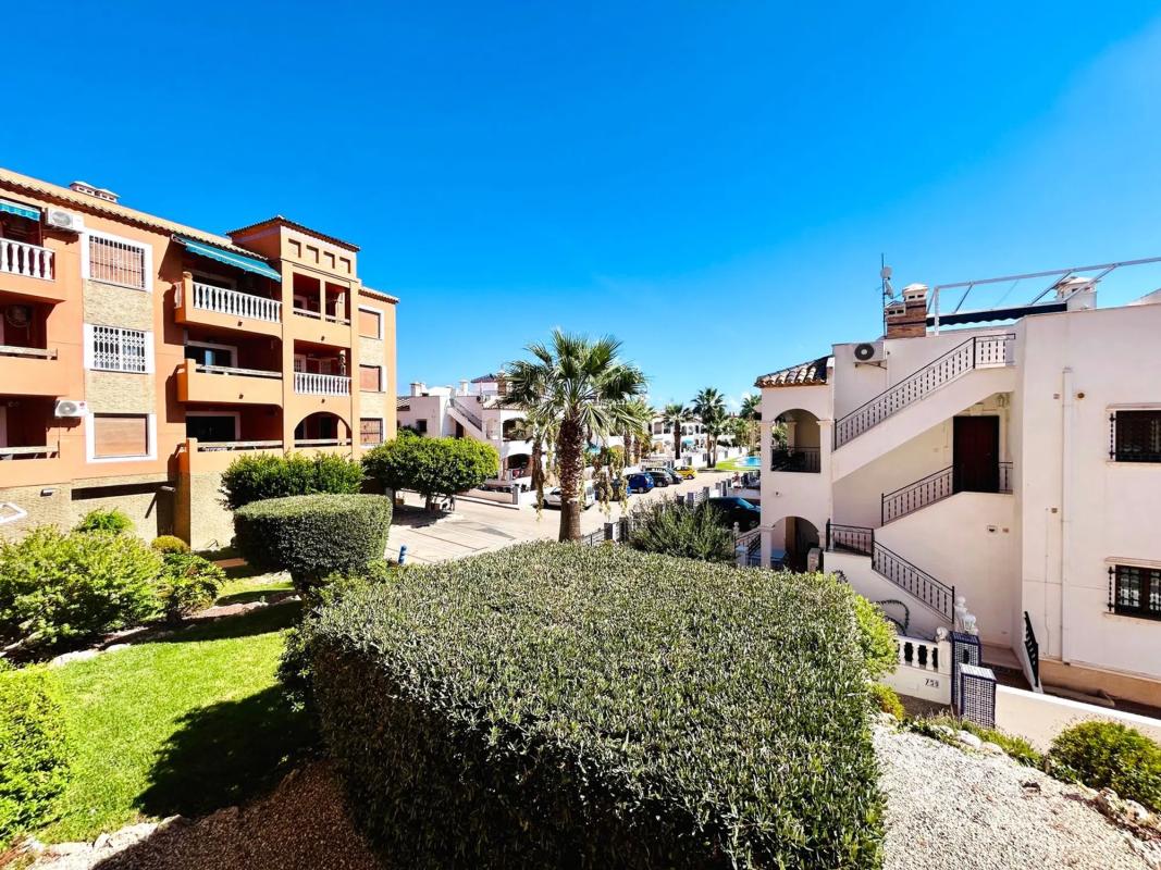 Venta de piso en Calle Tosca s/n, Orihuela
photo 1