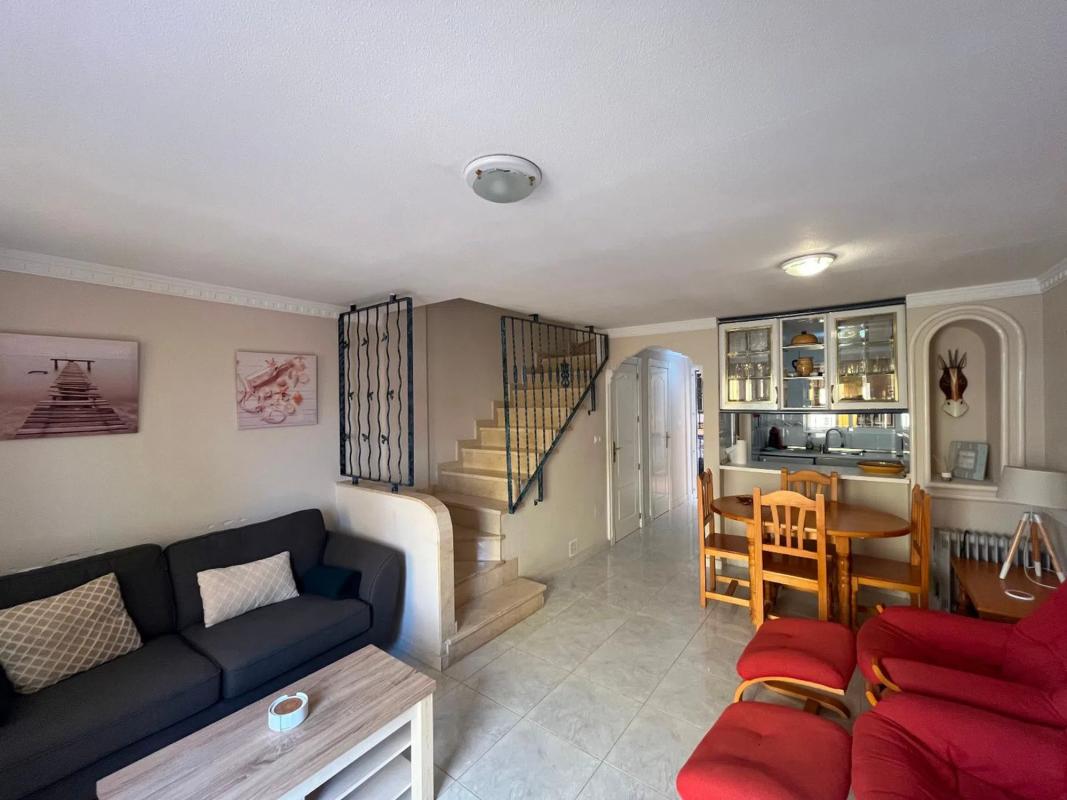Sale of independent chalet in Barrio Villamartín-Las Filipinas, Orihuela
photo 3
