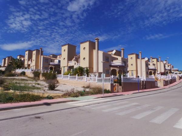 Chalet adosado en venta en  Barrio Villamartín-Las Filipinas , Orihuela photo 2