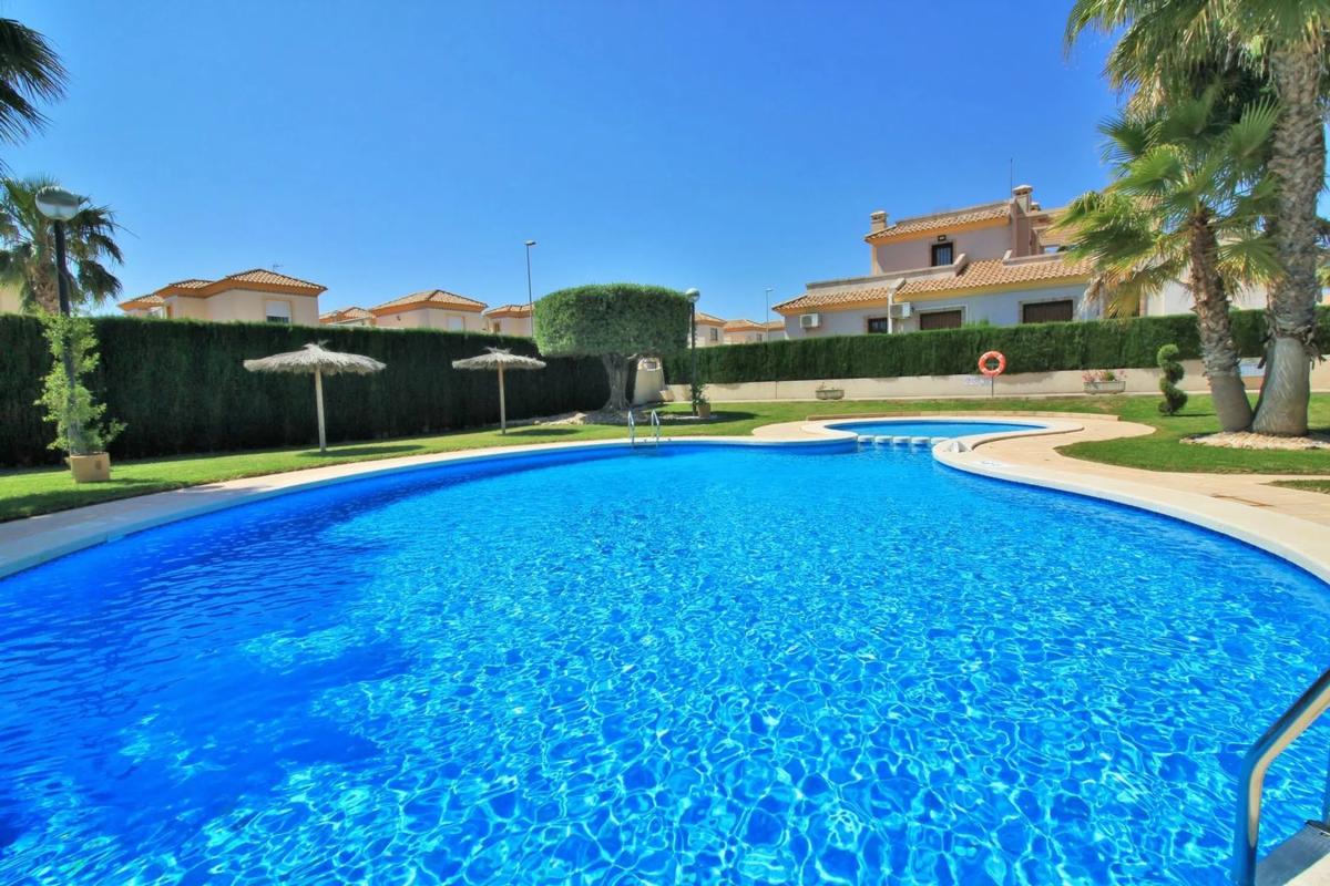 Properties for sale and rent in Spain photo 1