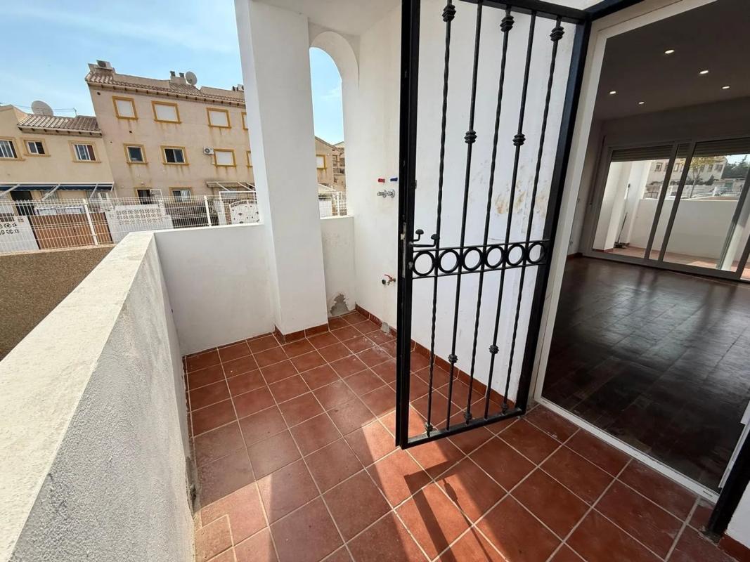 Venta de piso en Barrio Zeniamar-Horizonte-La Campana, Orihuela
 photo 2