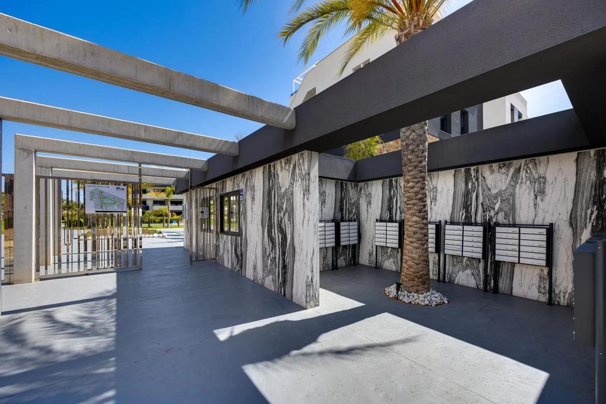 Venta de piso en Barrio Zeniamar-Horizonte-La Campana, Orihuela
 photo 4