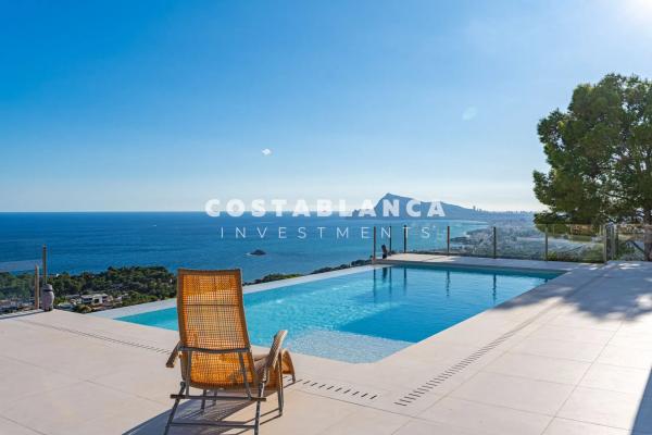 Independent chalet for sale in Avenida Principal de la Sierra, Altea
 photo 1