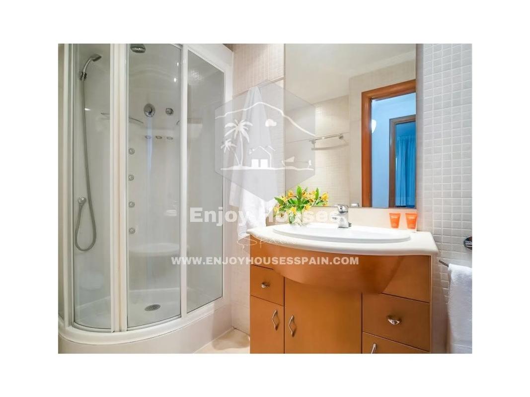 Venta de piso en Zona de Mascarat, Altea
photo 3
