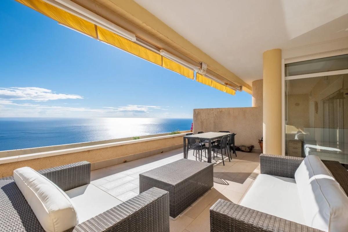 Penthouse sale in  Calle Holanda, Altea photo 2