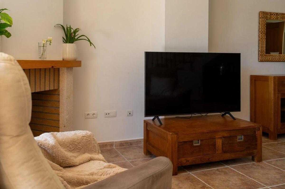 Venta de chalet adosado en  Calle Toix, 1 , Altea photo 5