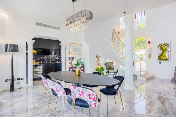 Частный шале на продаже в  Calle Costa del Azahar, Алтея photo 3