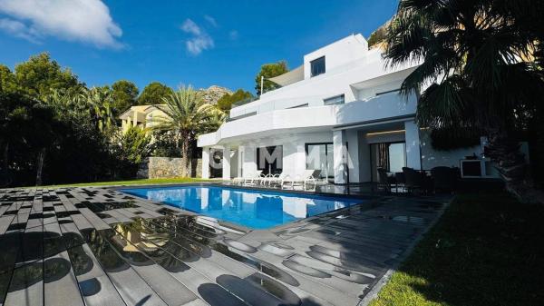 Частный шале на продаже в  Altea Hills, Алтея photo 4