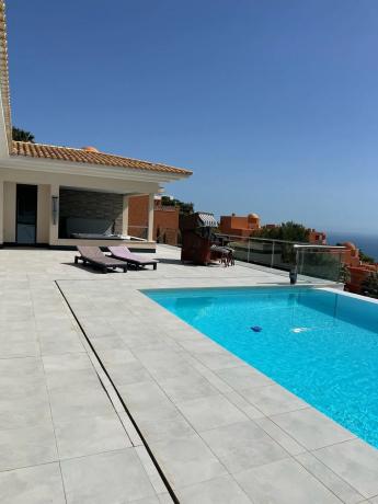 Частный шале на продаже в  Calle Costa Verde, Алтея photo 4
