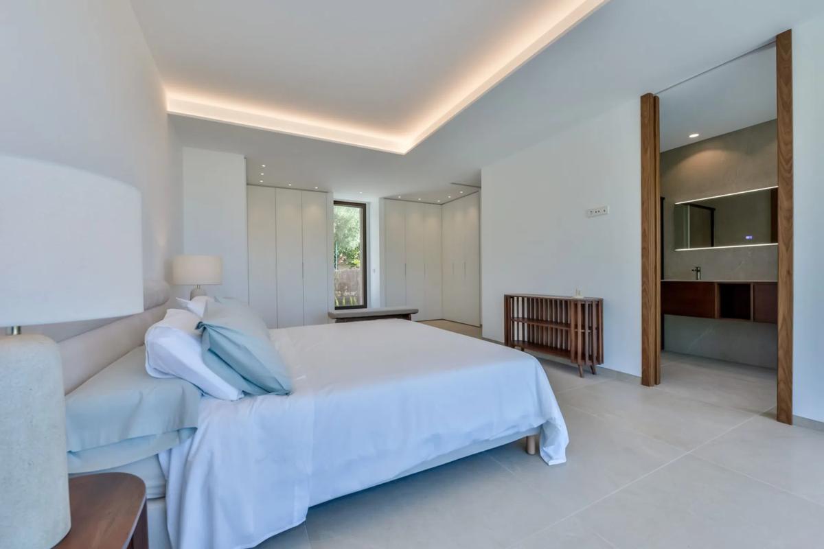 Продажа отдельного шале в Calle Capella, 10, Алтея photo 5