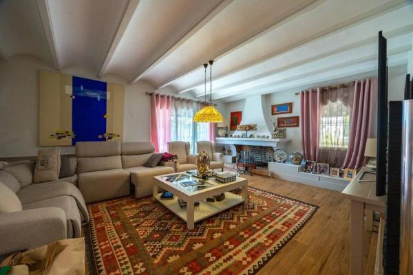 Частный шале на продаже в  Calle el Ravanell, 96, Алтея photo 1