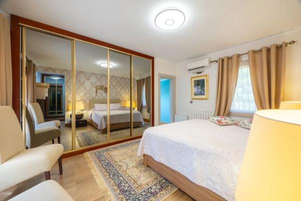 Частный шале на продаже в  Calle el Ravanell, 96, Алтея photo 3