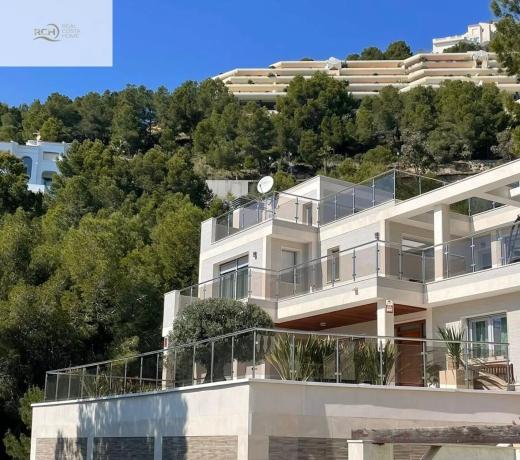 Частный шале на продаже в  Altea Hills, Алтея photo 4