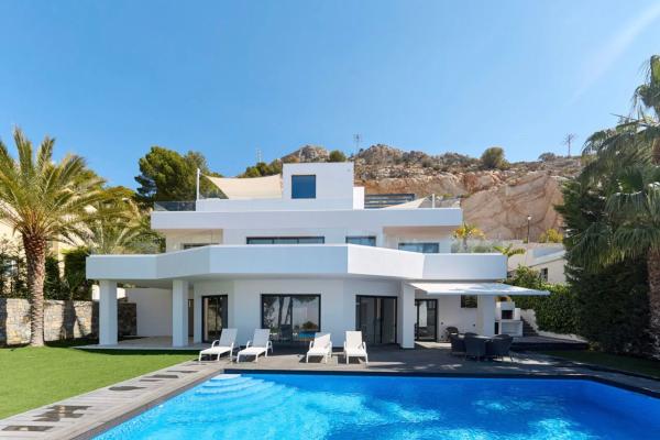 Частный шале на продаже в  Altea Pueblo, Алтея photo 3