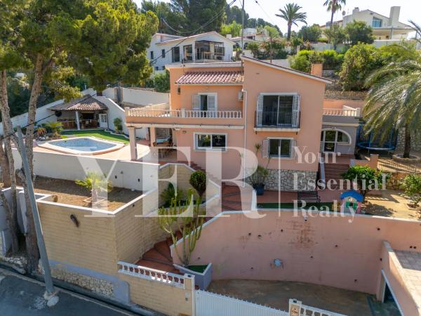 Chalet independiente en venta en CL PERDIU LA-G.BAJA, Altea
 photo 2
