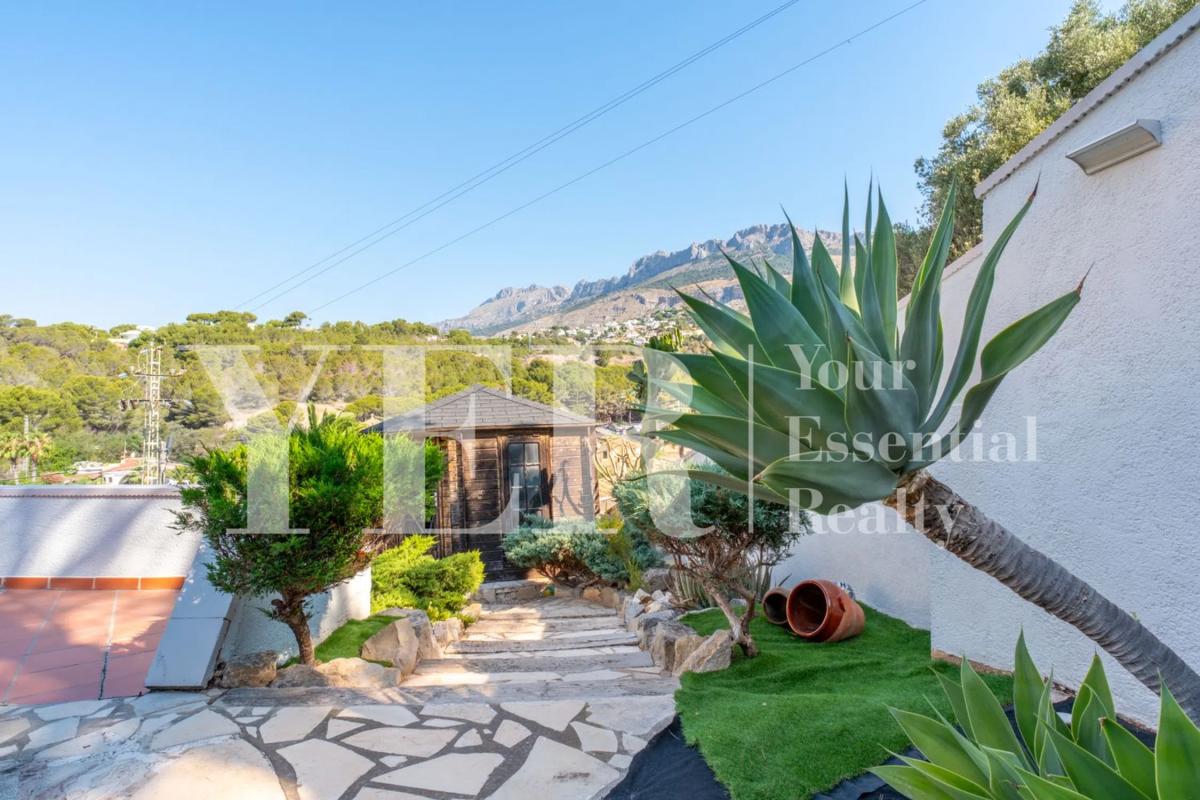 Sprzedaż niezależnego domku jednorodzinnego w CL PERDIU LA-G.BAJA, Altea photo 4