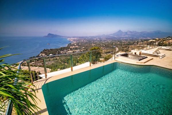 Частный шале на продаже в Altea Hills, Алтея photo 1