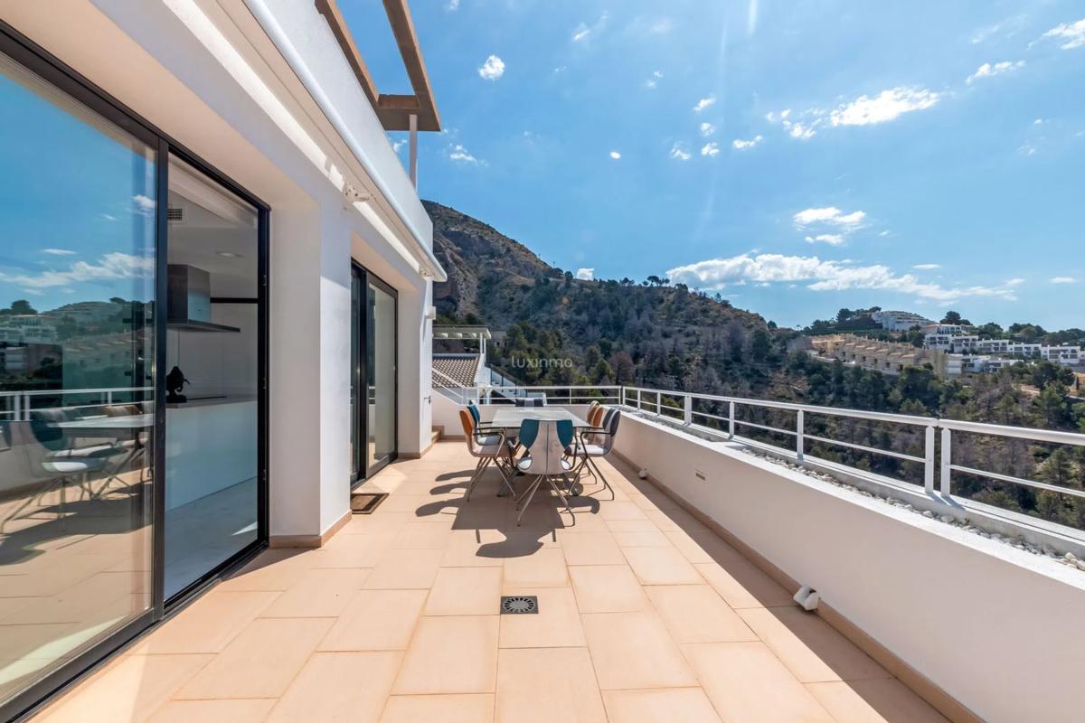 Sprzedaż niezależnego domku jednorodzinnego w Altea la Vella, Altea photo 4
