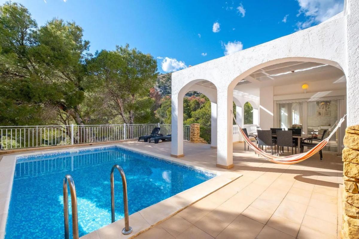 Sprzedaż niezależnego domku jednorodzinnego w Calle Aljub, 30, Altea photo 3